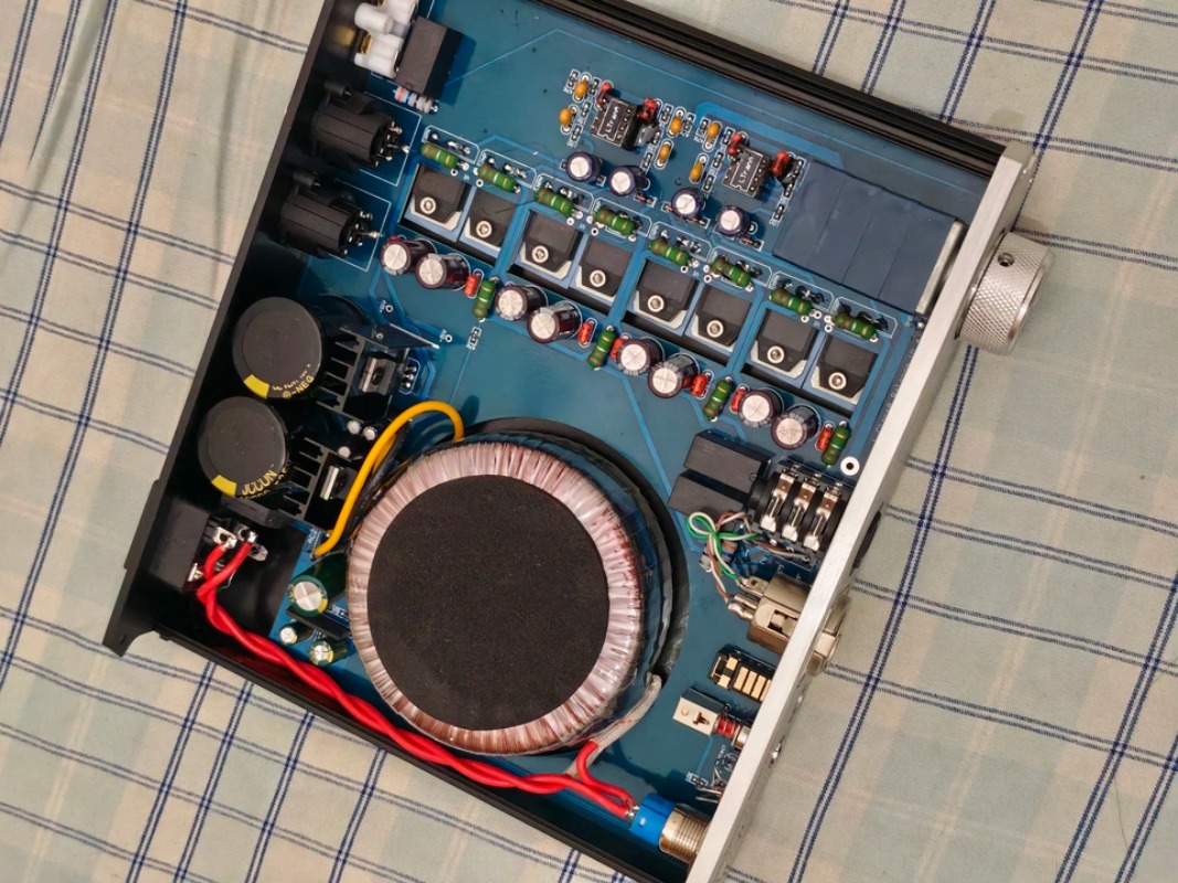 Wzmacniacz słuchawkowy klasy A – Headphone Amplifier recenzja i cena